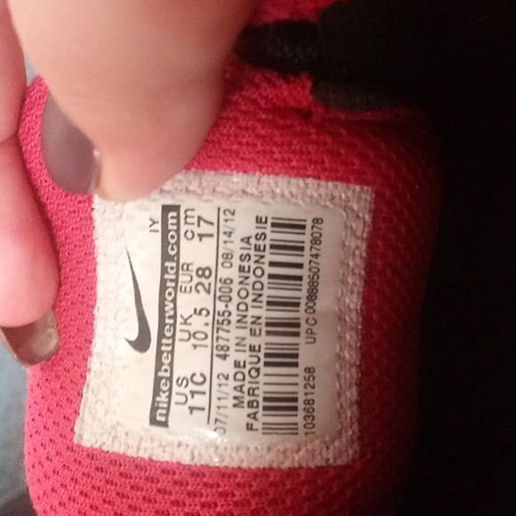 Boy's sneakers - Picture 3 of 3